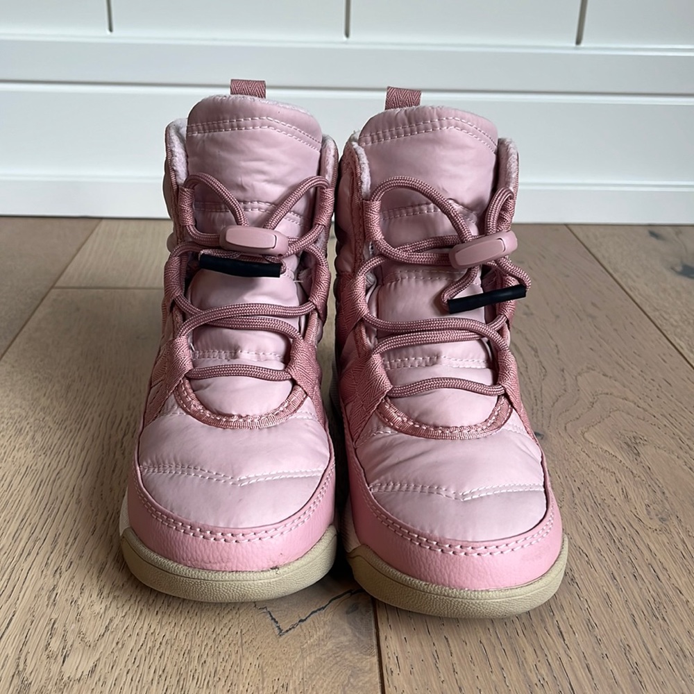 Girls Sorel Whitney 2 short pink winter boots